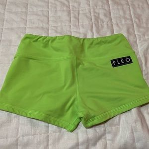 Fleo Shorts